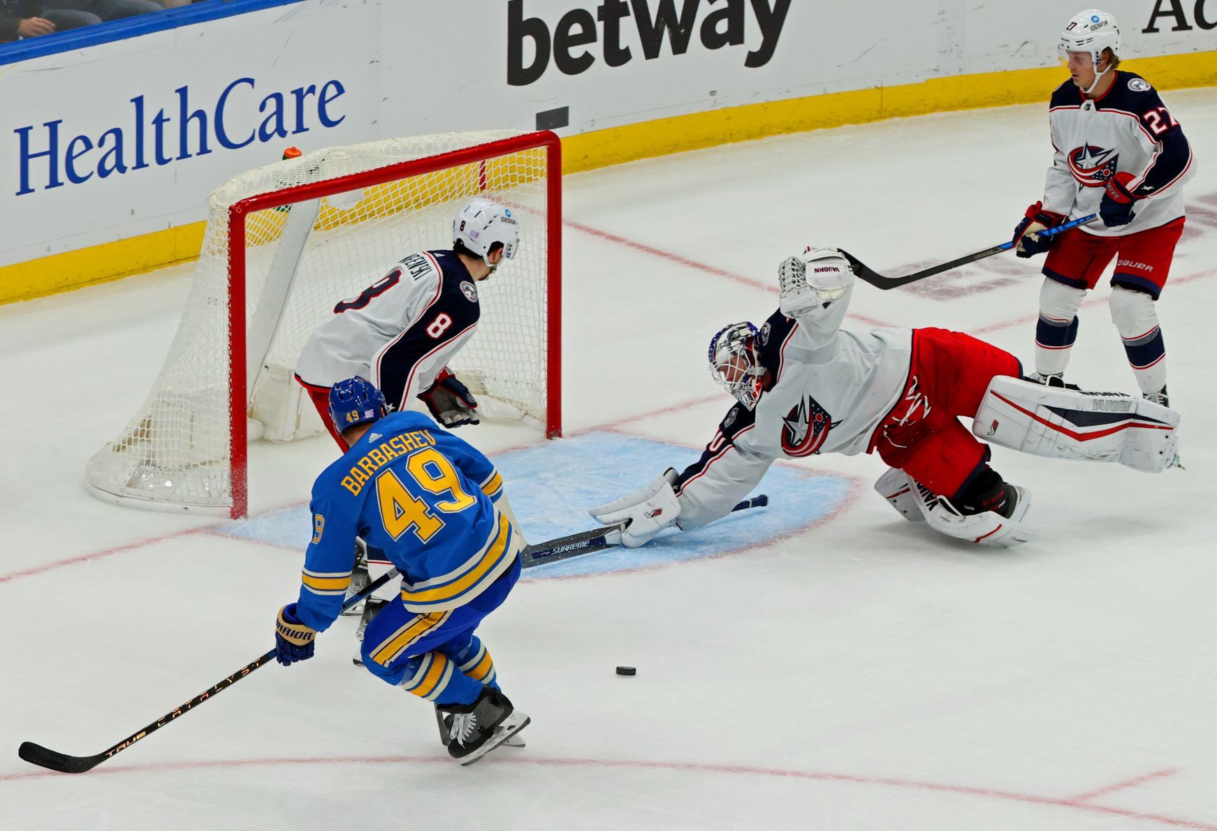 Blues host Blue Jackets